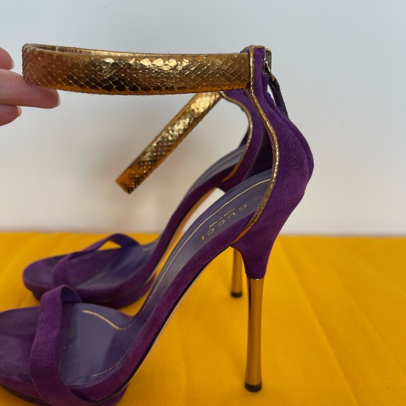 Gucci Purple Suede and Gold Python Sandals - Picture 7 of 12